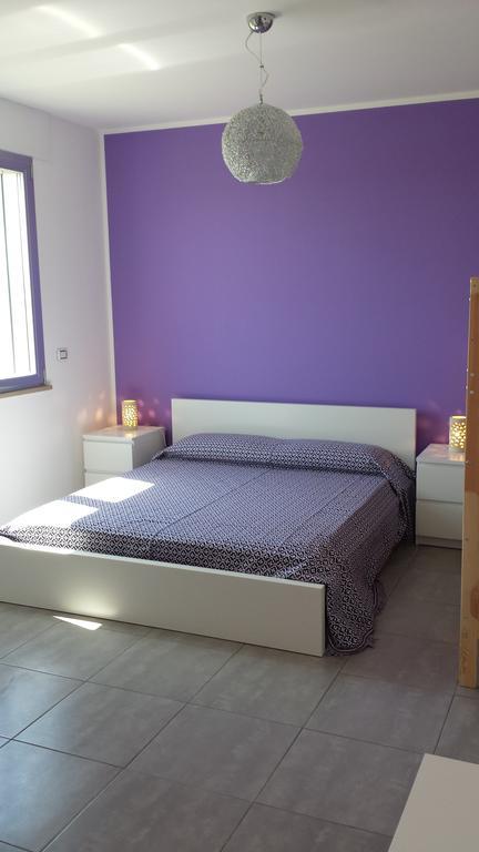 Case Vacanze Iris Uggiano La Chiesa Δωμάτιο φωτογραφία