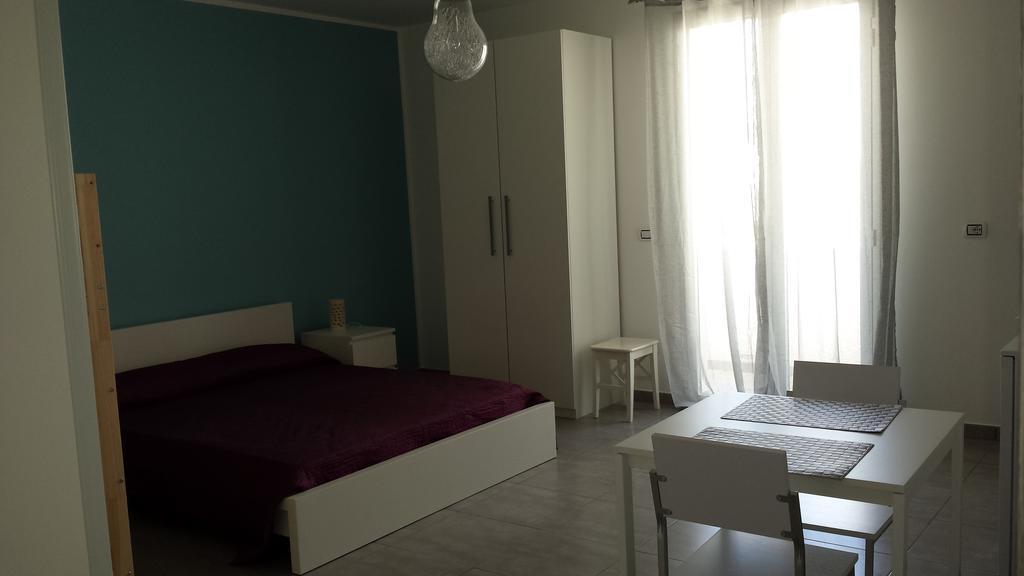 Case Vacanze Iris Uggiano La Chiesa Δωμάτιο φωτογραφία